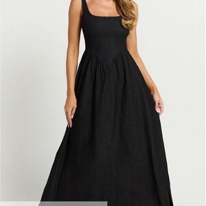 Showpo | RHAZIYA MIDI DRESS (New with tags)